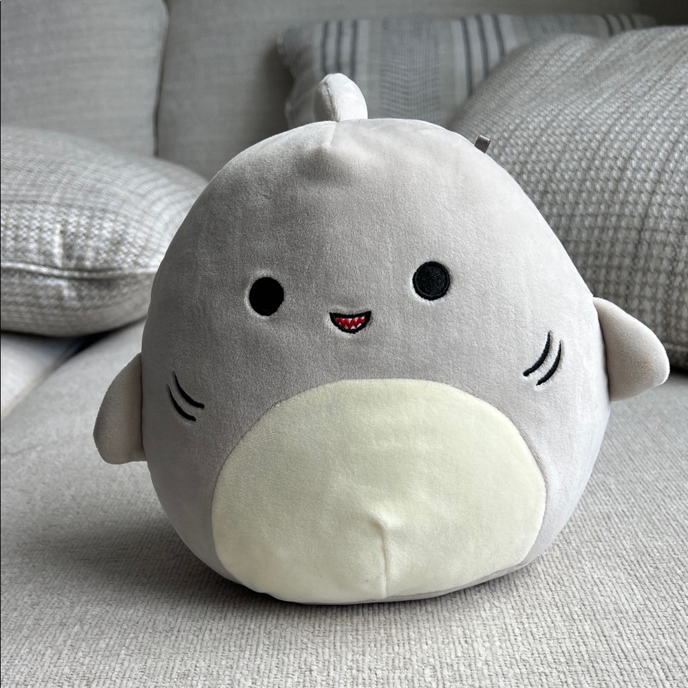 8” Gordon Squishmallow